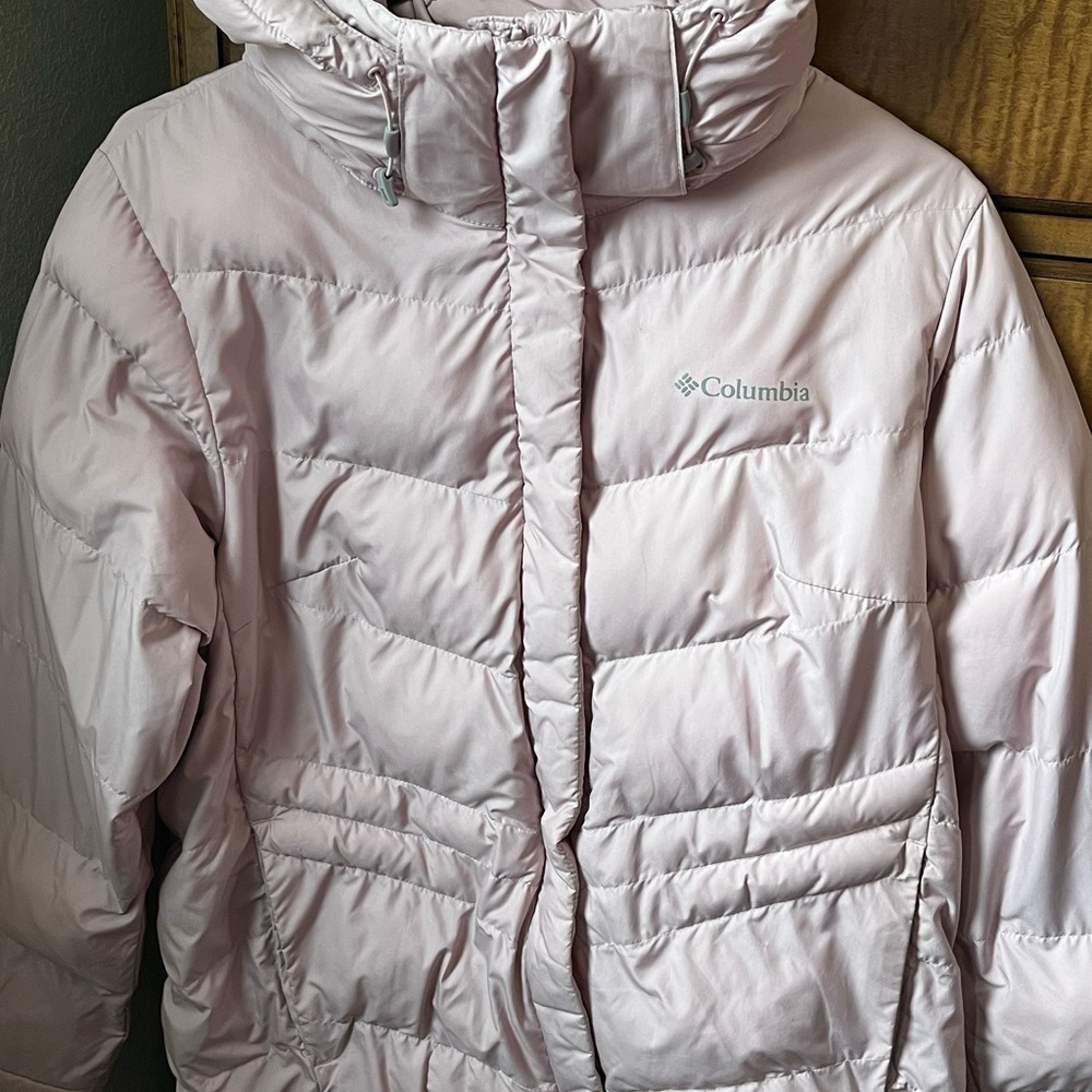 Columbia Women's Light Pink Puffer Jacket